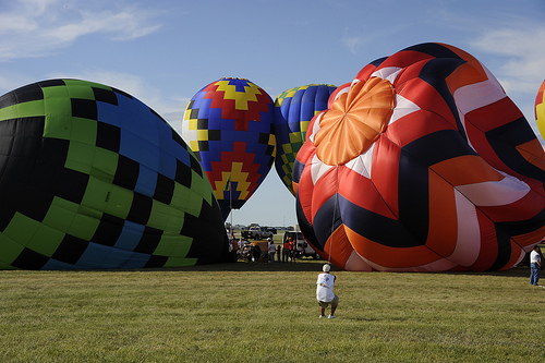 Balloons taking off!